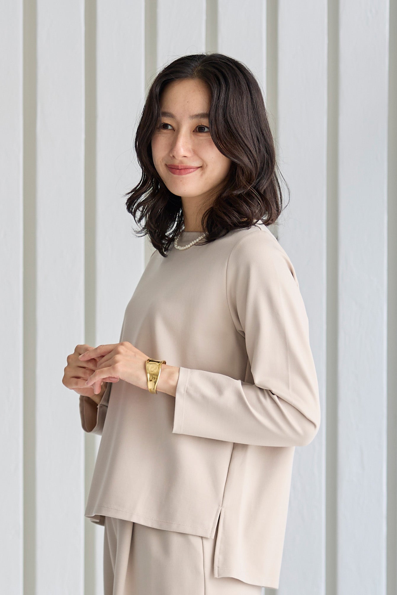 【SALE】スムースレーヨン サイドスリットプルオーバー