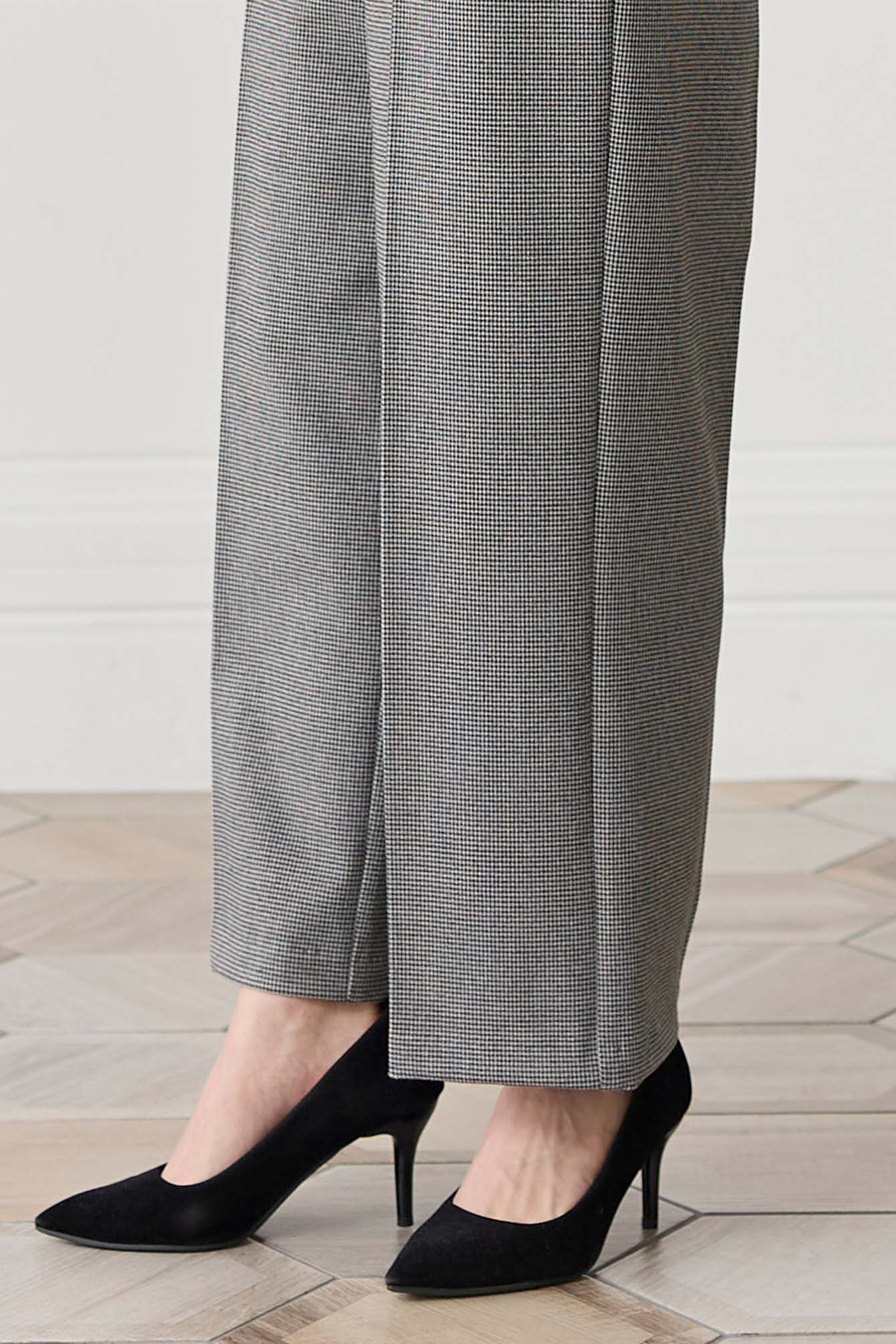 ウーリッチウォーム 吸湿発熱 センタープリーツ ワイド