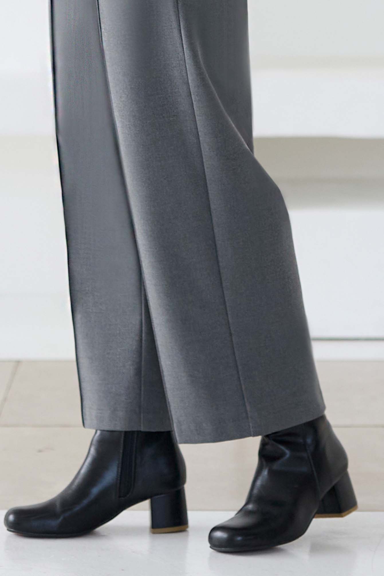 ウーリッチウォーム 吸湿発熱 イージースラックスワイド