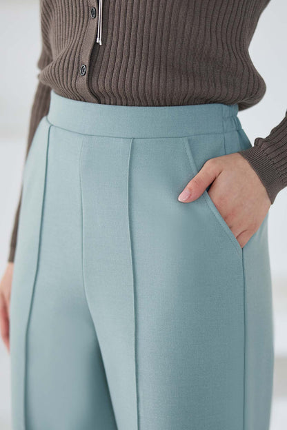 ウーリッチウォーム 吸湿発熱 イージースラックスワイド