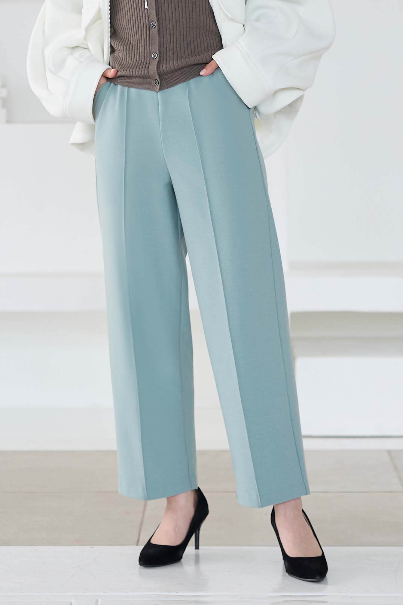 ウーリッチウォーム 吸湿発熱 イージースラックスワイド