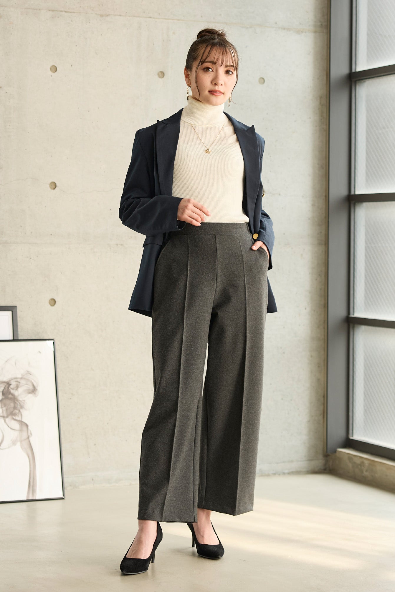 ウーリッチウォーム 吸湿発熱 センタープリーツ ワイド