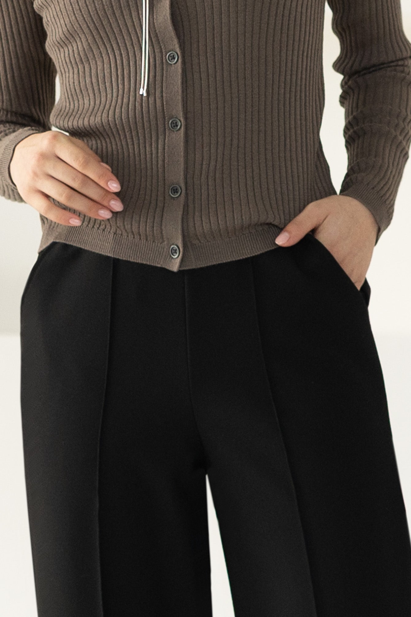 ウーリッチウォーム 吸湿発熱 イージースラックスワイド