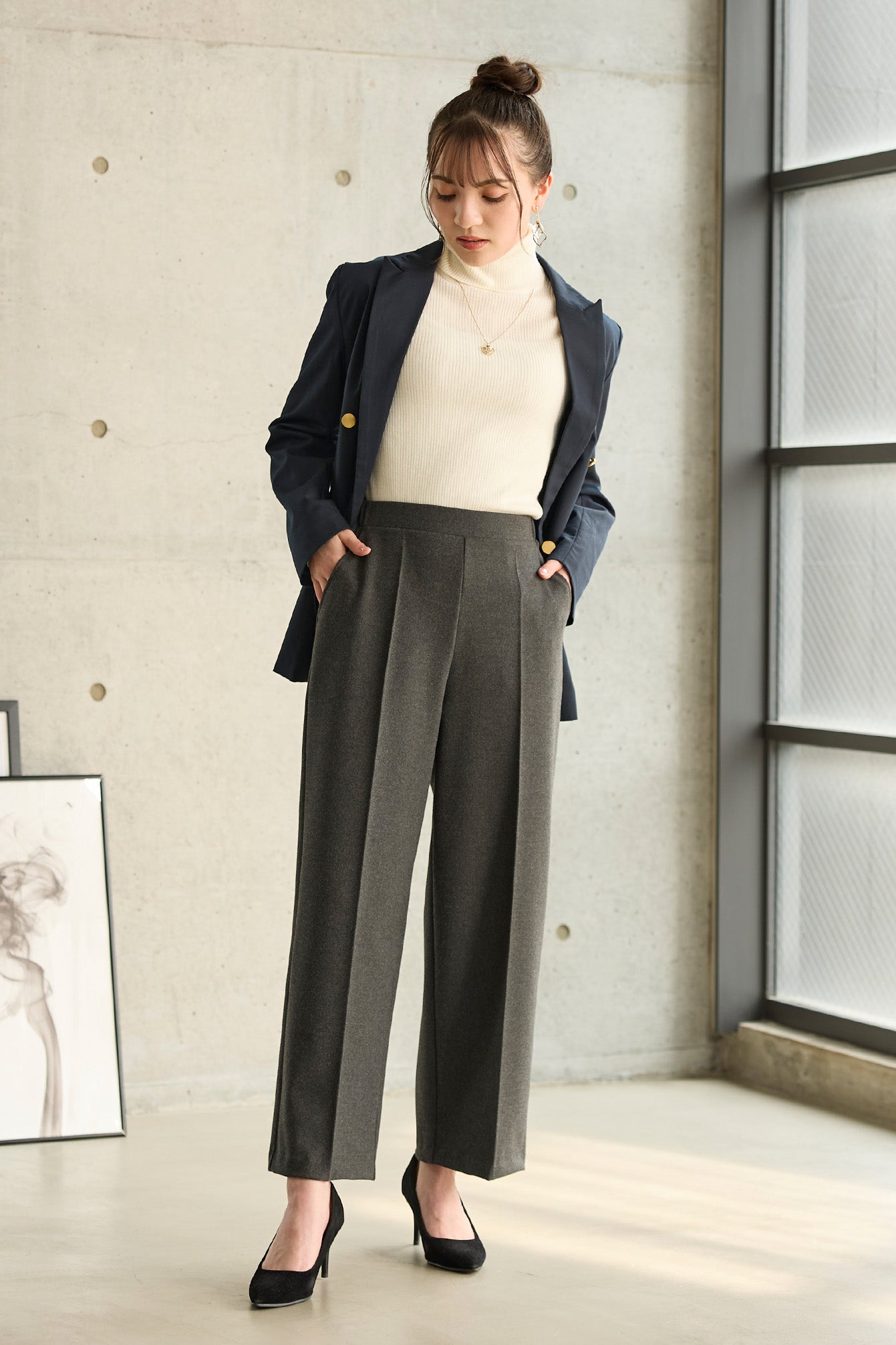 ウーリッチウォーム 吸湿発熱 センタープリーツ ワイド